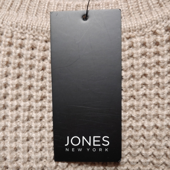 Send offers !!! NWT Jones NY sweater.  Size Large. - Picture 2 of 5